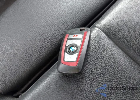 2016 BMW 328I xDrive из США, поврежденный, VIN WBA8E3G51GNU05026